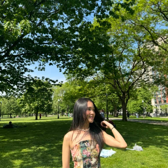 Top - Picture 3 of 3